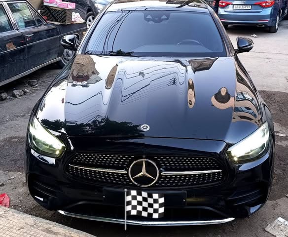 مرسيدس E350 2021 - صورة 5