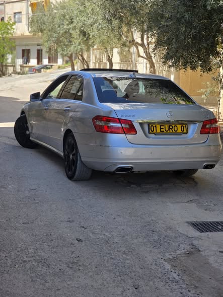 مرسيدس E220 2012 - صورة 3