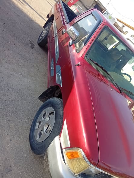 تويوتا هايلوكس 1994 - صورة 4