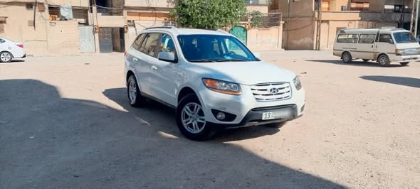 هيونداي سنتافي 2010 - صورة 1