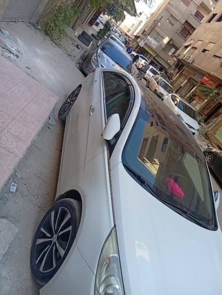 هيونداي سوناتا 2011 - صورة 2