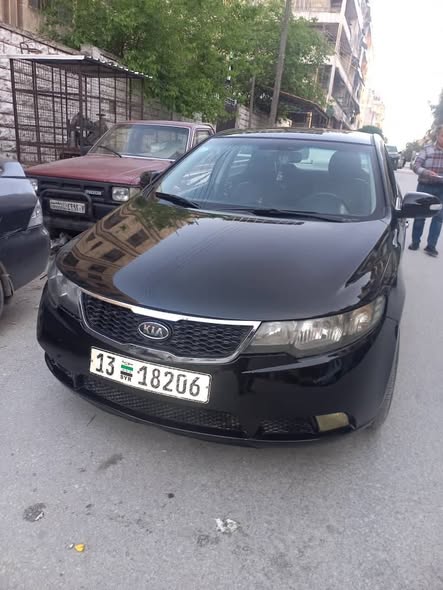 كيا فورتي 2010 - صورة 1
