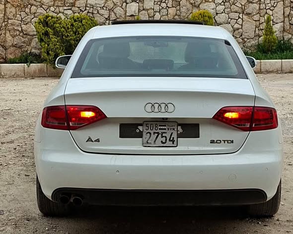 اودي A4 2012 - صورة 3