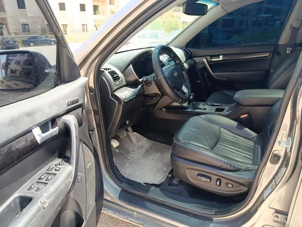 كيا سيرنتو 2015 - صورة 3