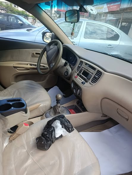 كيا ريو 2010 - صورة 4