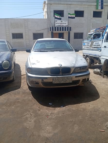 بي إم دبليو 5 Series 2002 - صورة 2