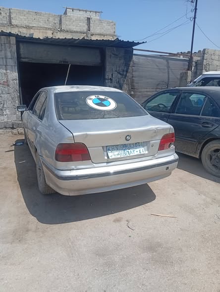 بي إم دبليو 5 Series 2002 - صورة 3