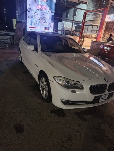 بي ام دبليو 523i 2011 - صورة 4