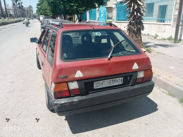 سكودا فورمان 1994 - صورة 5