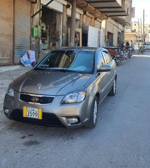 كيا ريو 2011