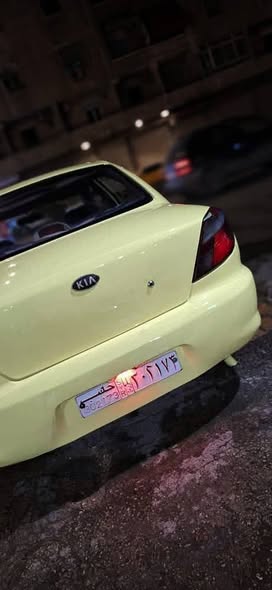 كيا ريو 2002 - صورة 4
