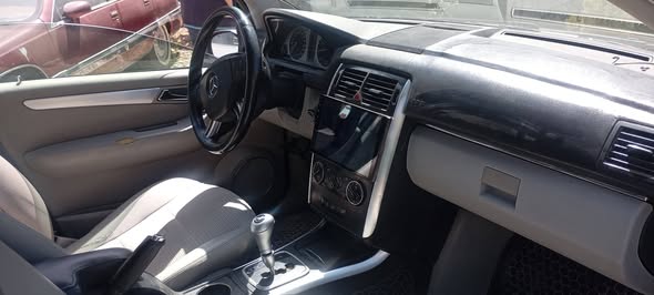 مرسيدس B150 2006 - صورة 5