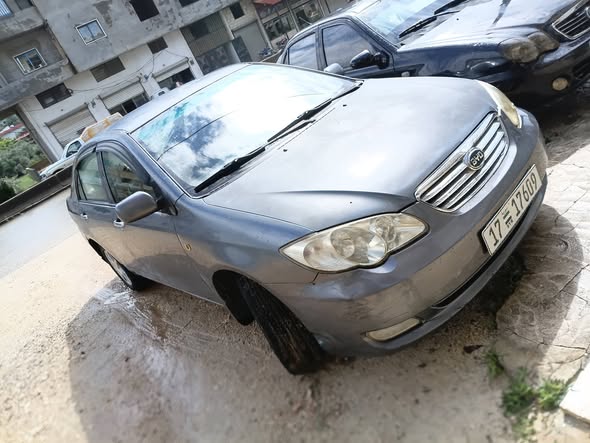 بي واي دي F3 2012 - صورة 1