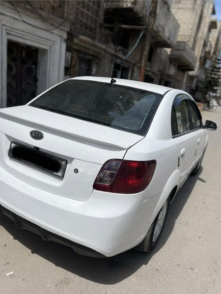 كيا ريو 2011 - صورة 2