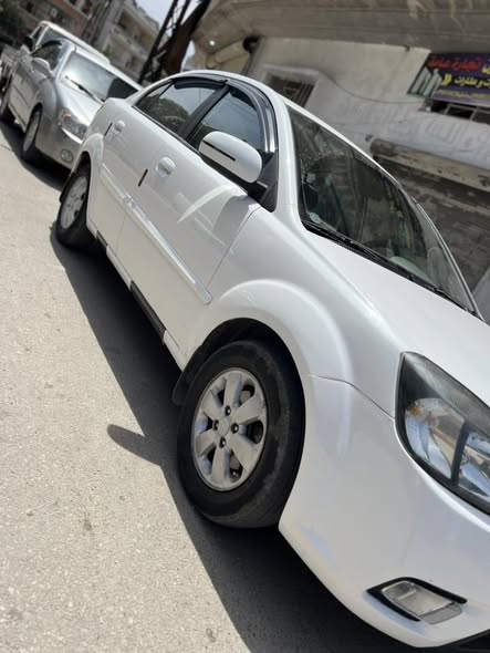 كيا ريو 2011 - صورة 4