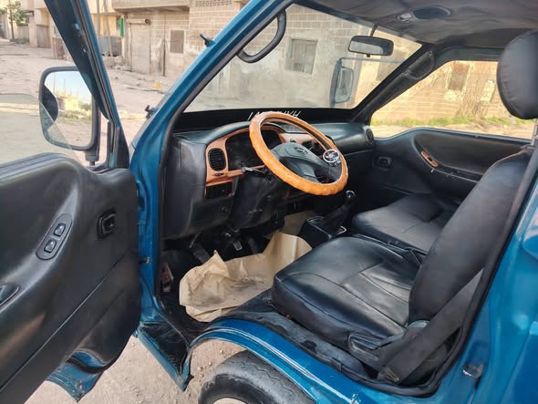 هيونداي H100 2001 - صورة 2