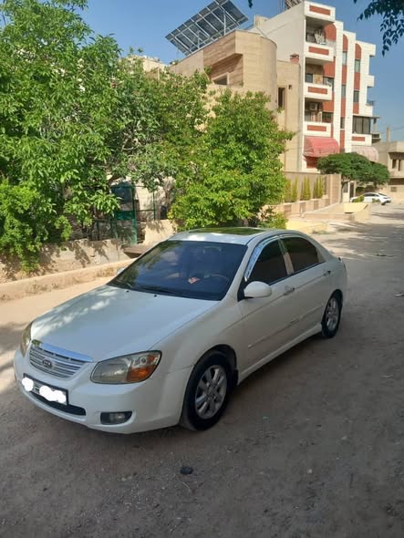 كيا سيراتو 2009 - صورة 5