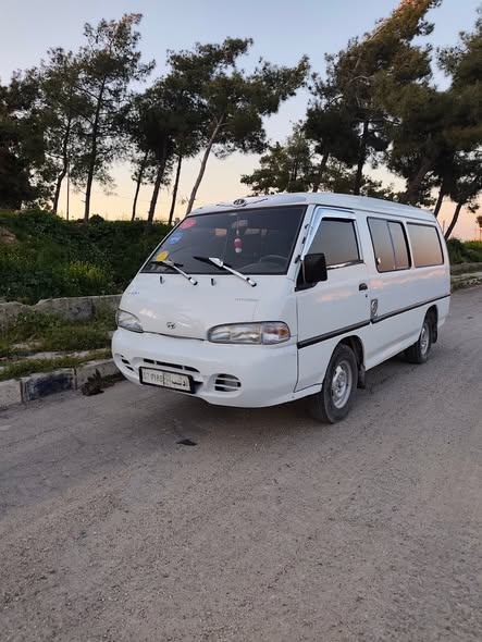 هونداي H-100 2000 - صورة 2
