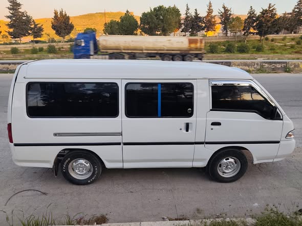 هونداي H-100 2000 - صورة 3