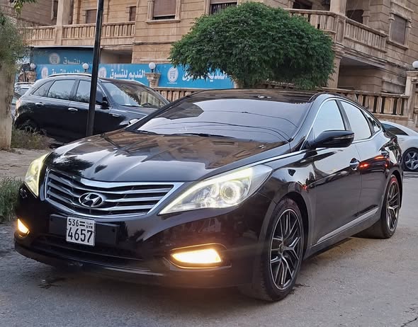 هيونداي أزيرا 2012 - صورة 5
