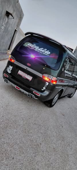 هيونداي اتش 1 1999 - صورة 5