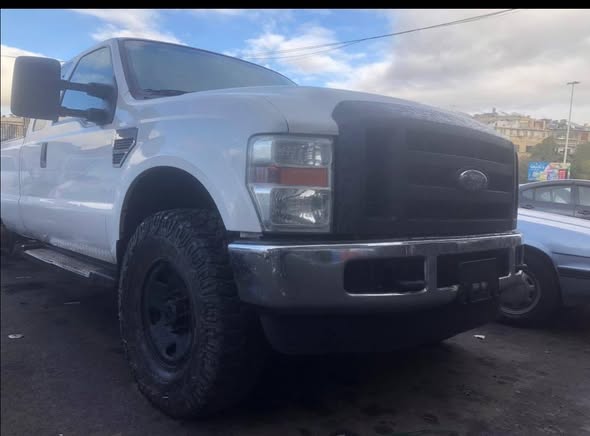 فورد F250 2008 - صورة 2