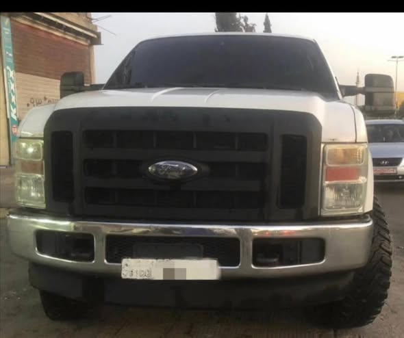 فورد F250 2008 - صورة 3