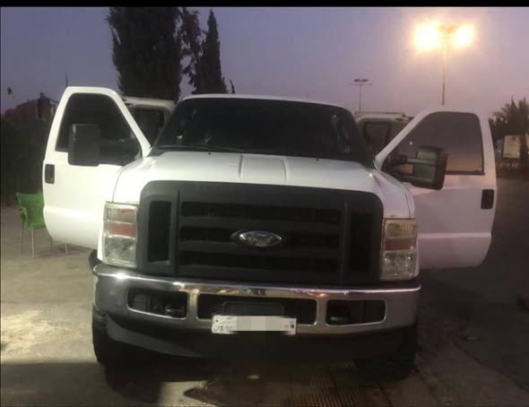 فورد F250 2008 - صورة 4