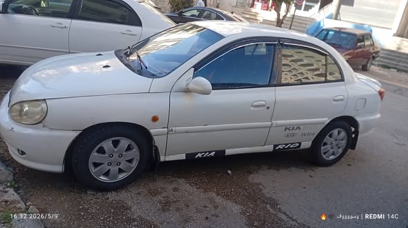 كيا ريو 2002 - صورة 4