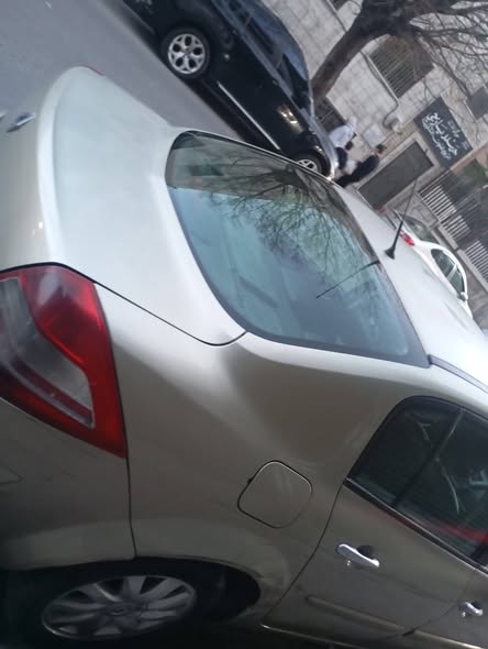 رينو ميغان 2008 - صورة 4