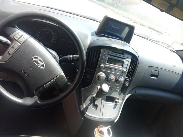 هيونداي اتش 1 2012 - صورة 2
