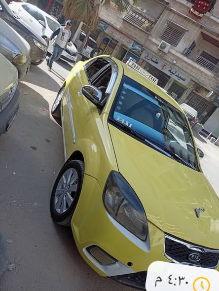 كيا ريو 2011 - صورة 2