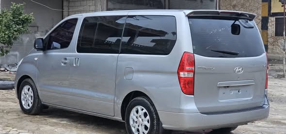 هيونداي H-1 2015 - صورة 2