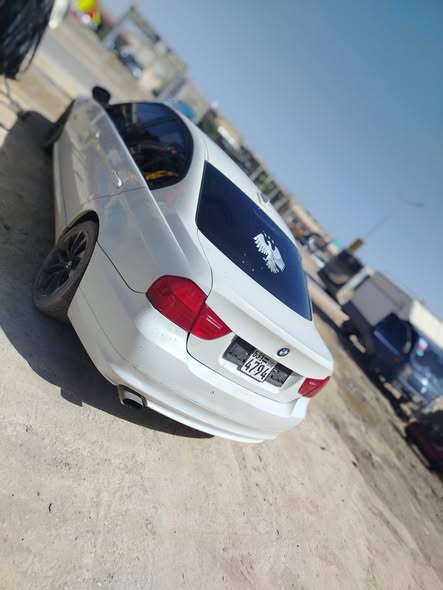 بي إم دبليو 320 2009 - صورة 5
