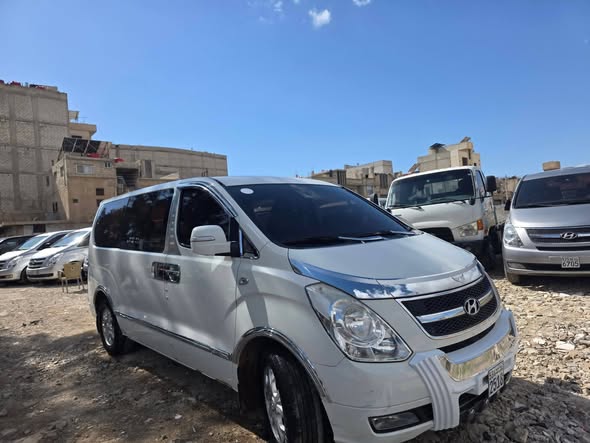 هيونداي H-1 2010 - صورة 2