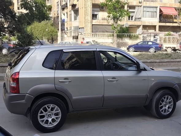 هيونداي توسان 2004 - صورة 3
