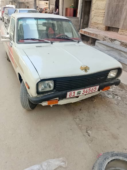 نيسان 1200 1994 - صورة 1
