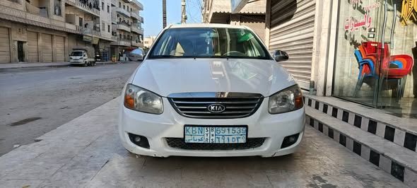 كيا سيراتو 2008 - صورة 2