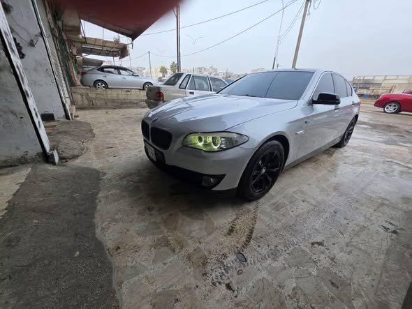 بي ام 520 2011 - صورة 4
