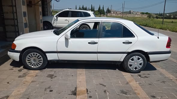 مرسيدس 220 2002 - صورة 5