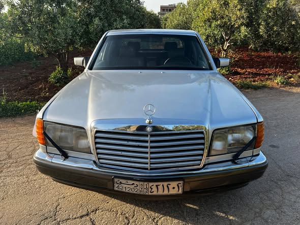 ميرسيدس 560 1983 - صورة 4