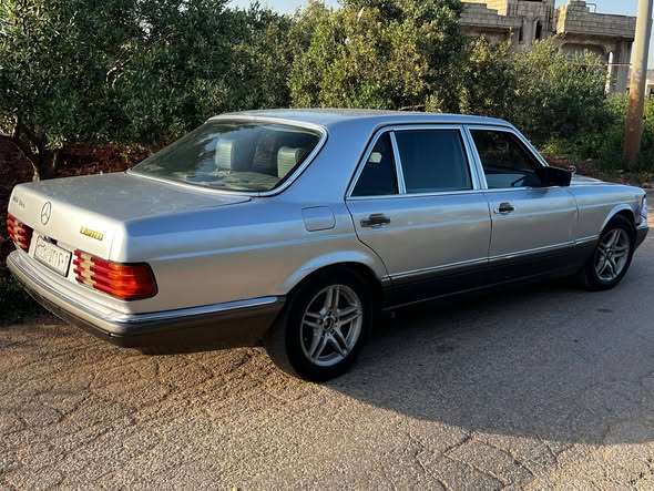ميرسيدس 560 1983 - صورة 5