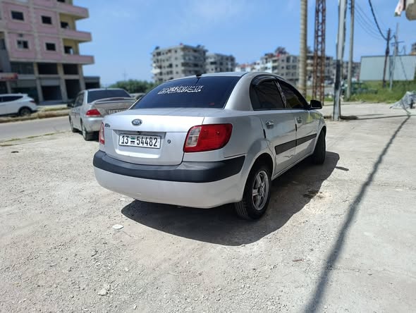 كيا ريو 2009 - صورة 5