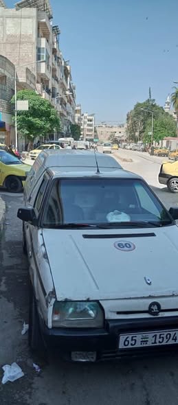 سكودا بيك اب 1995 - صورة 1
