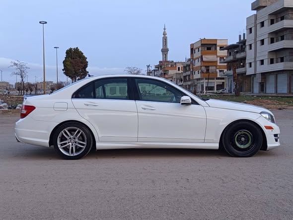 مرسيدس سي ٣٠٠ 2014 - صورة 5
