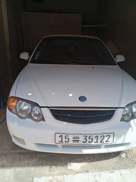 كيا شوما 2003 - صورة 1