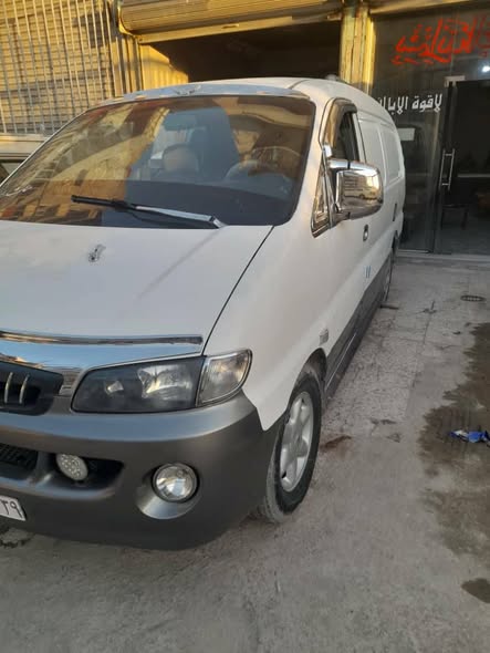 هيونداي اتش 1 1999 - صورة 5