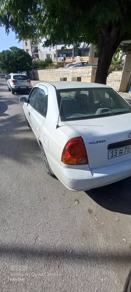 هونداي فيرنا 2005 - صورة 4