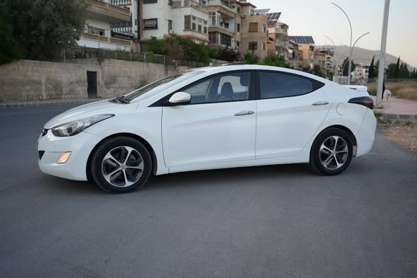 هونداي أنترا 2012 - صورة 5