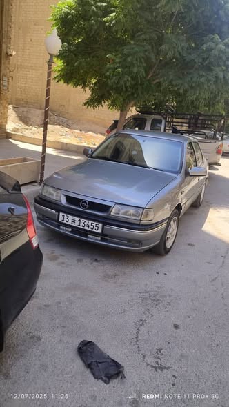 اوبل فيكترا 1994 - صورة 2